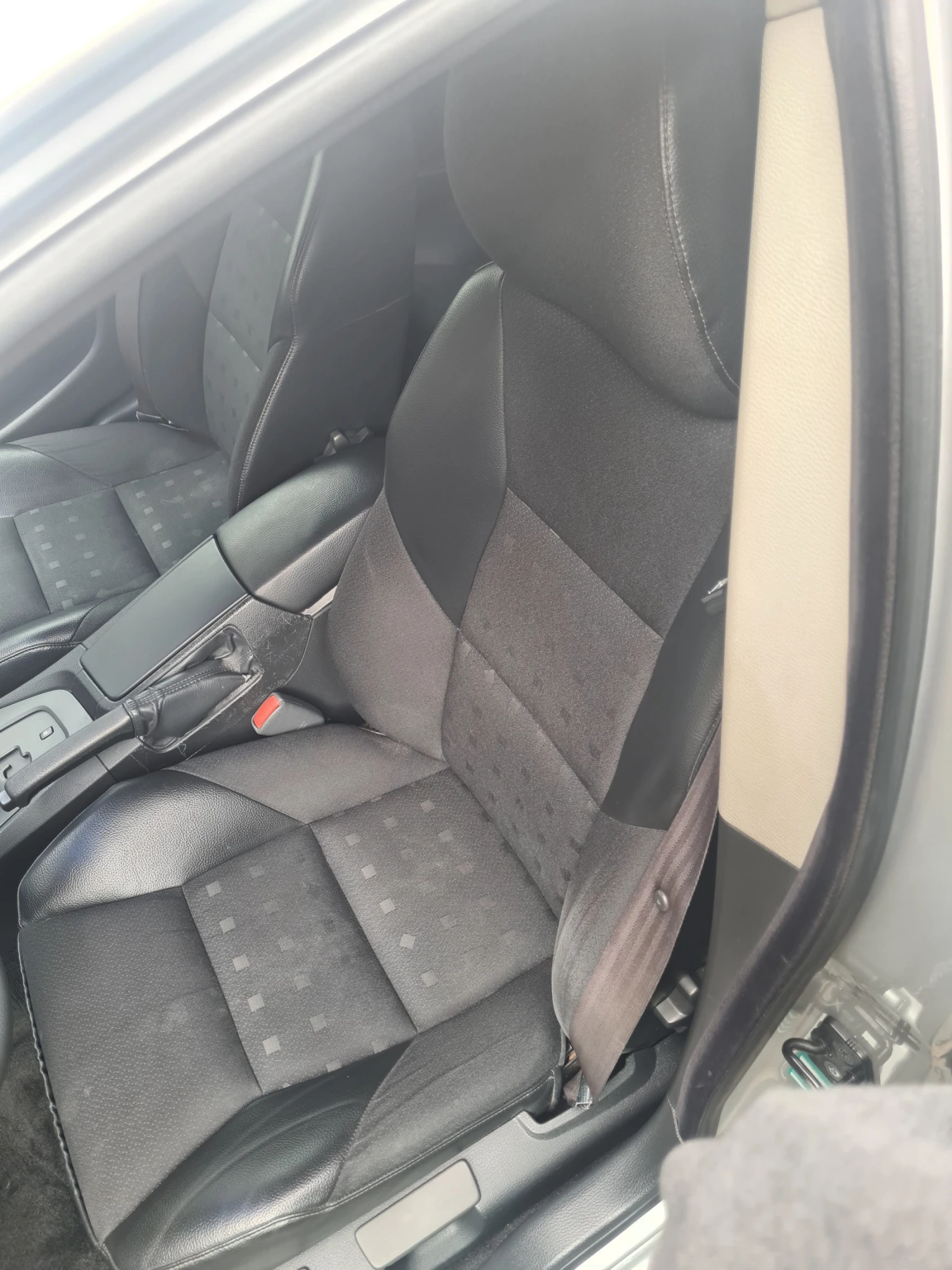 Volvo S60 2.4T - изображение 10
