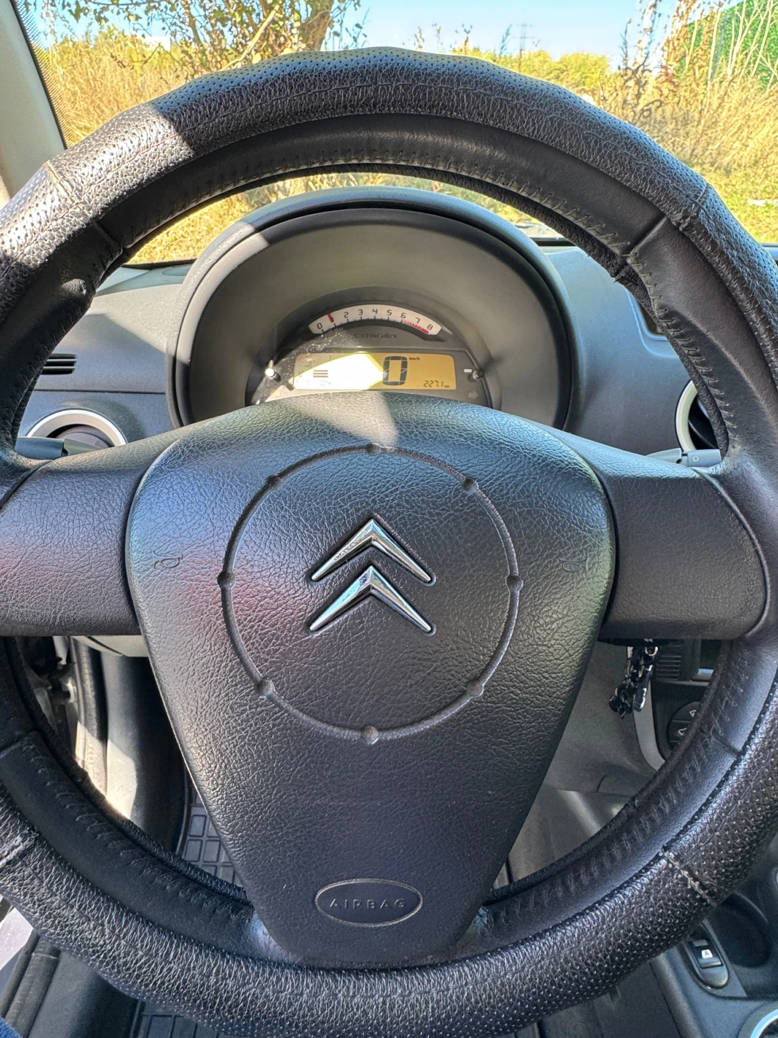 Citroen C3 1.4i ГАЗ Exclusive - изображение 5