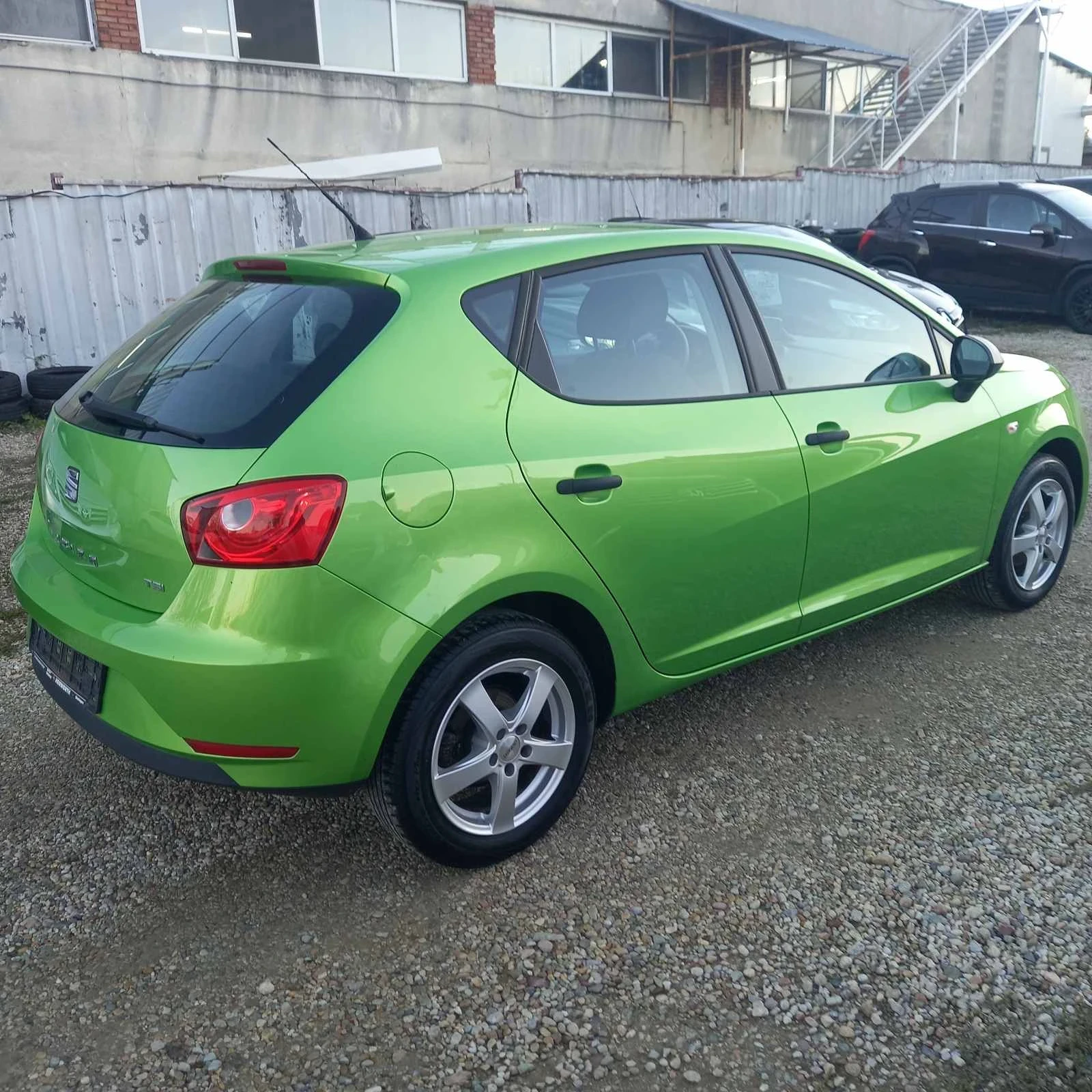 Seat Ibiza  - изображение 8