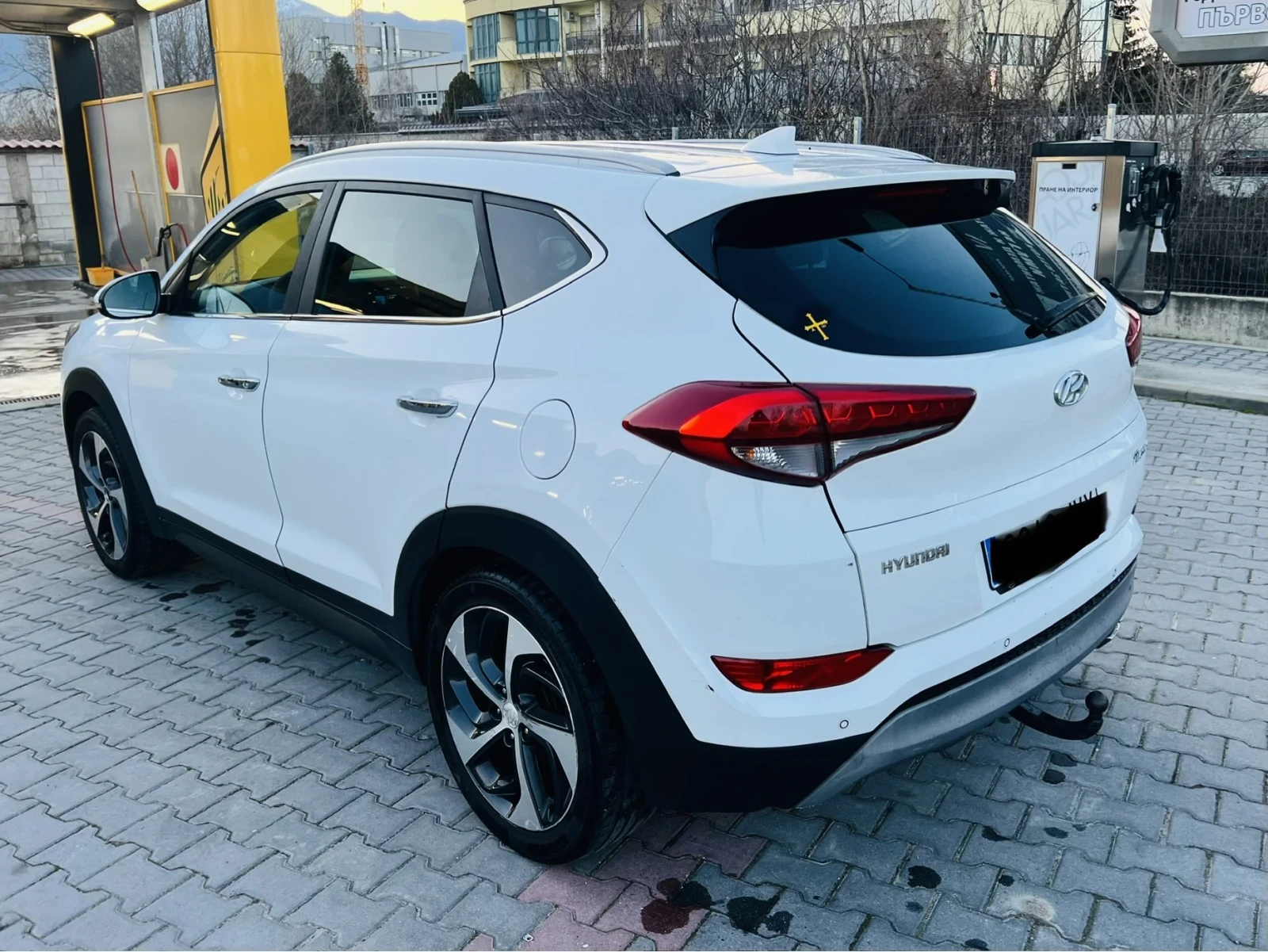 Hyundai Tucson 2.0 136 4х4, снимка 7 - Автомобили и джипове - 53561542