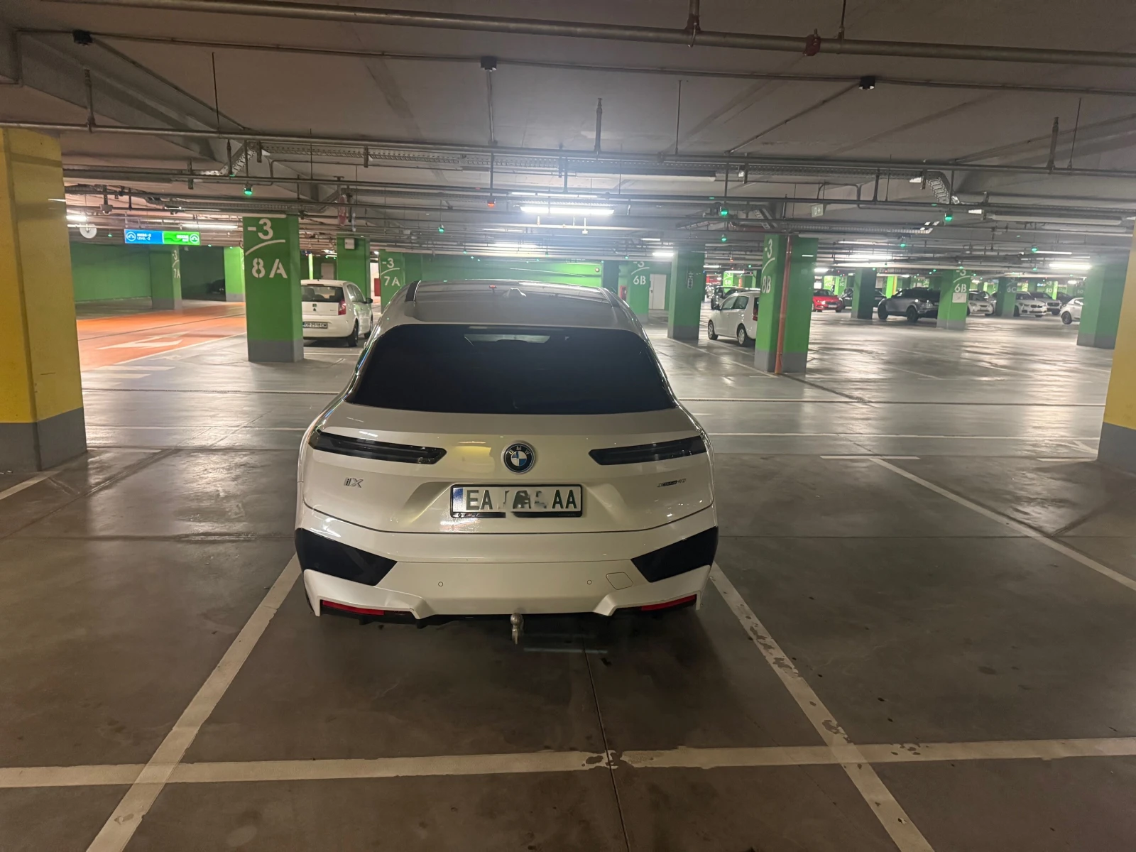 BMW iX 40 - изображение 3