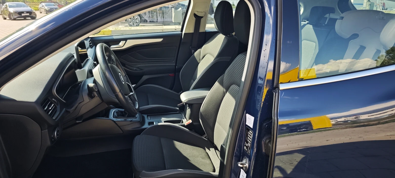Ford Focus Ford Focus 1.5 TDCI Cool& Connect, снимка 9 - Автомобили и джипове - 54972111