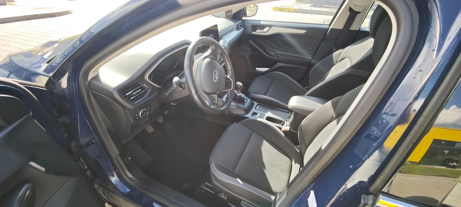 Ford Focus Ford Focus 1.5 TDCI Cool& Connect, снимка 8 - Автомобили и джипове - 54972111