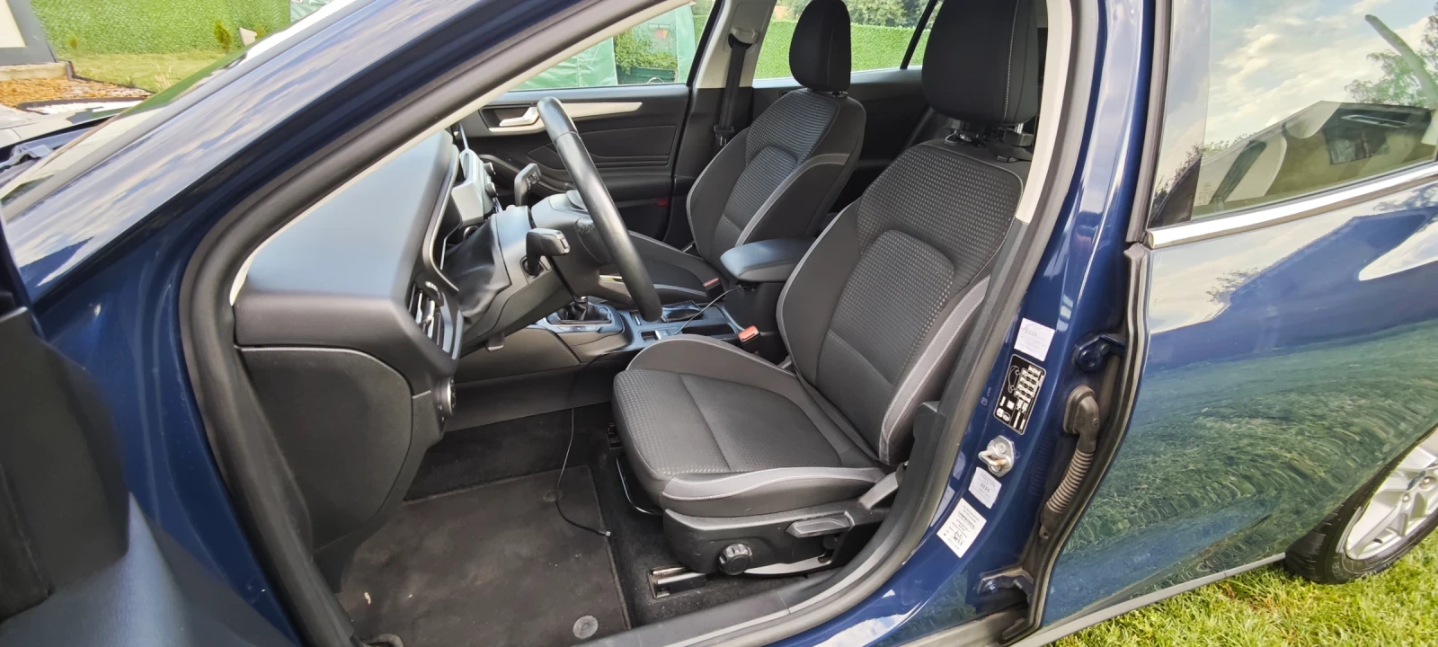 Ford Focus Ford Focus 1.5 TDCI Cool& Connect, снимка 5 - Автомобили и джипове - 54972111