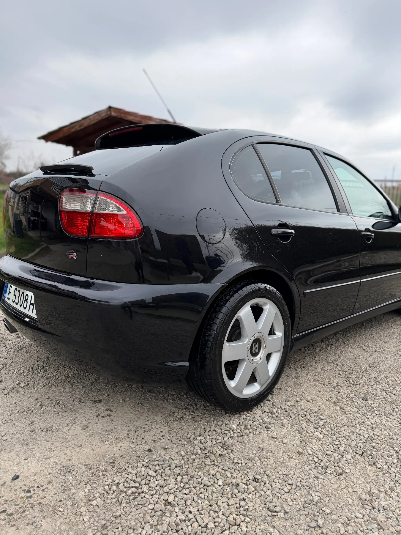 Seat Leon 1.9тди 150кс АРЛ ФР, снимка 6 - Автомобили и джипове - 53890009