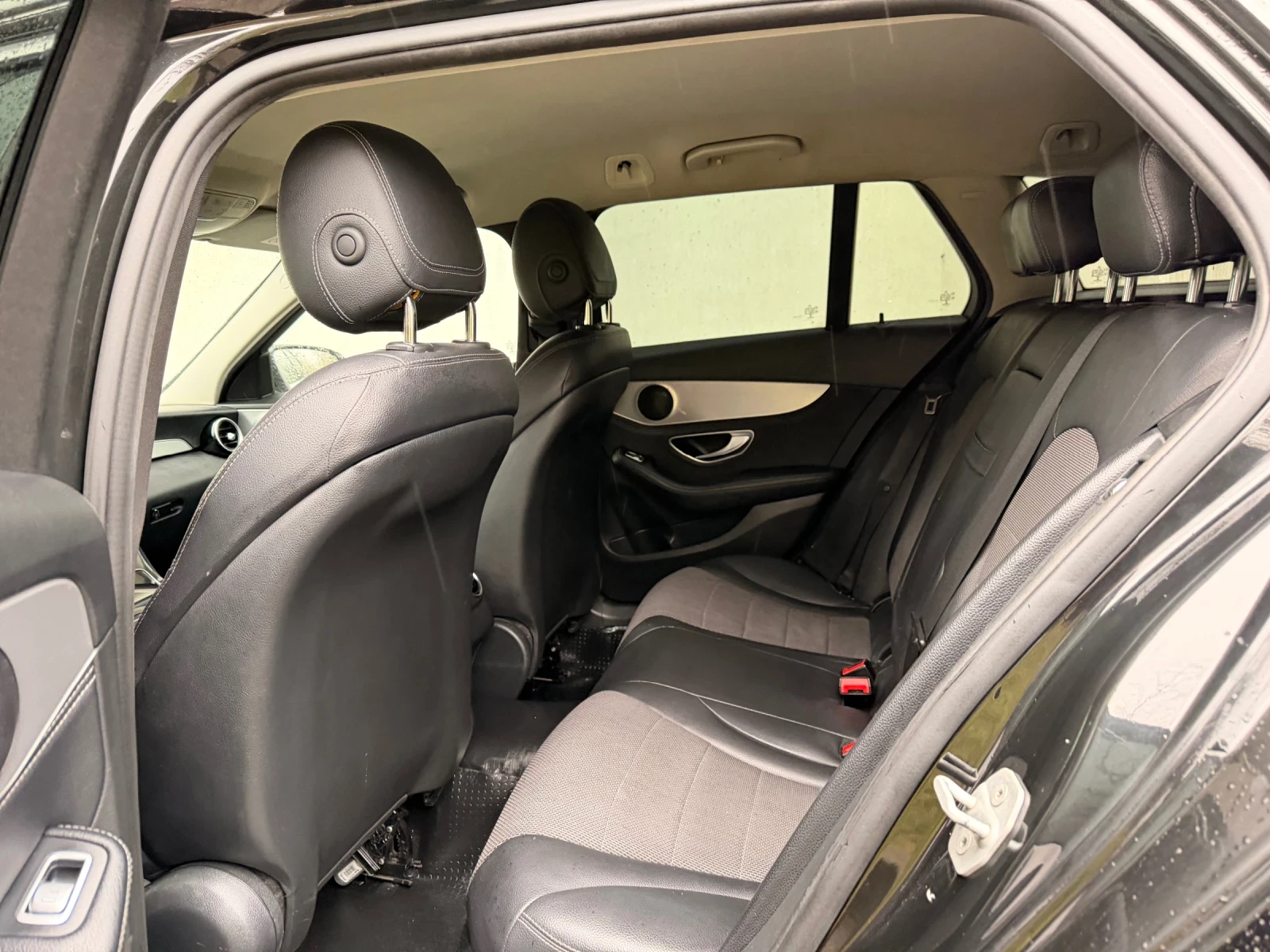 Mercedes-Benz C 220 CDI, снимка 11 - Автомобили и джипове - 54005637