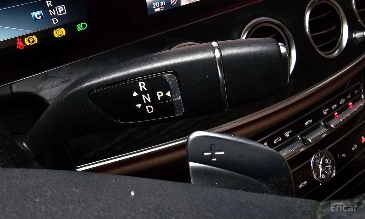 Mercedes-Benz E 300, снимка 9 - Автомобили и джипове - 54067982