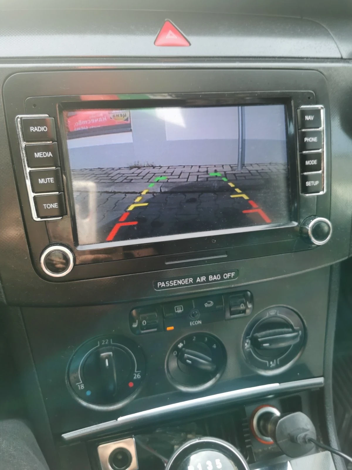 VW Passat 1.9 TDI, снимка 6 - Автомобили и джипове - 54265156