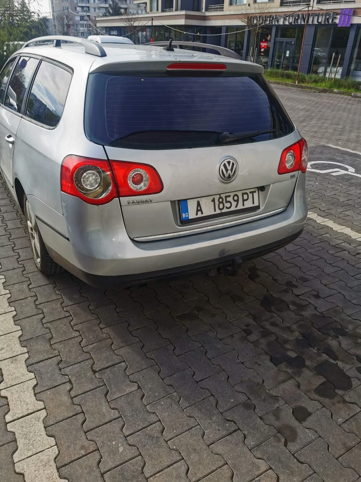 VW Passat 1.9 TDI, снимка 12 - Автомобили и джипове - 54265156