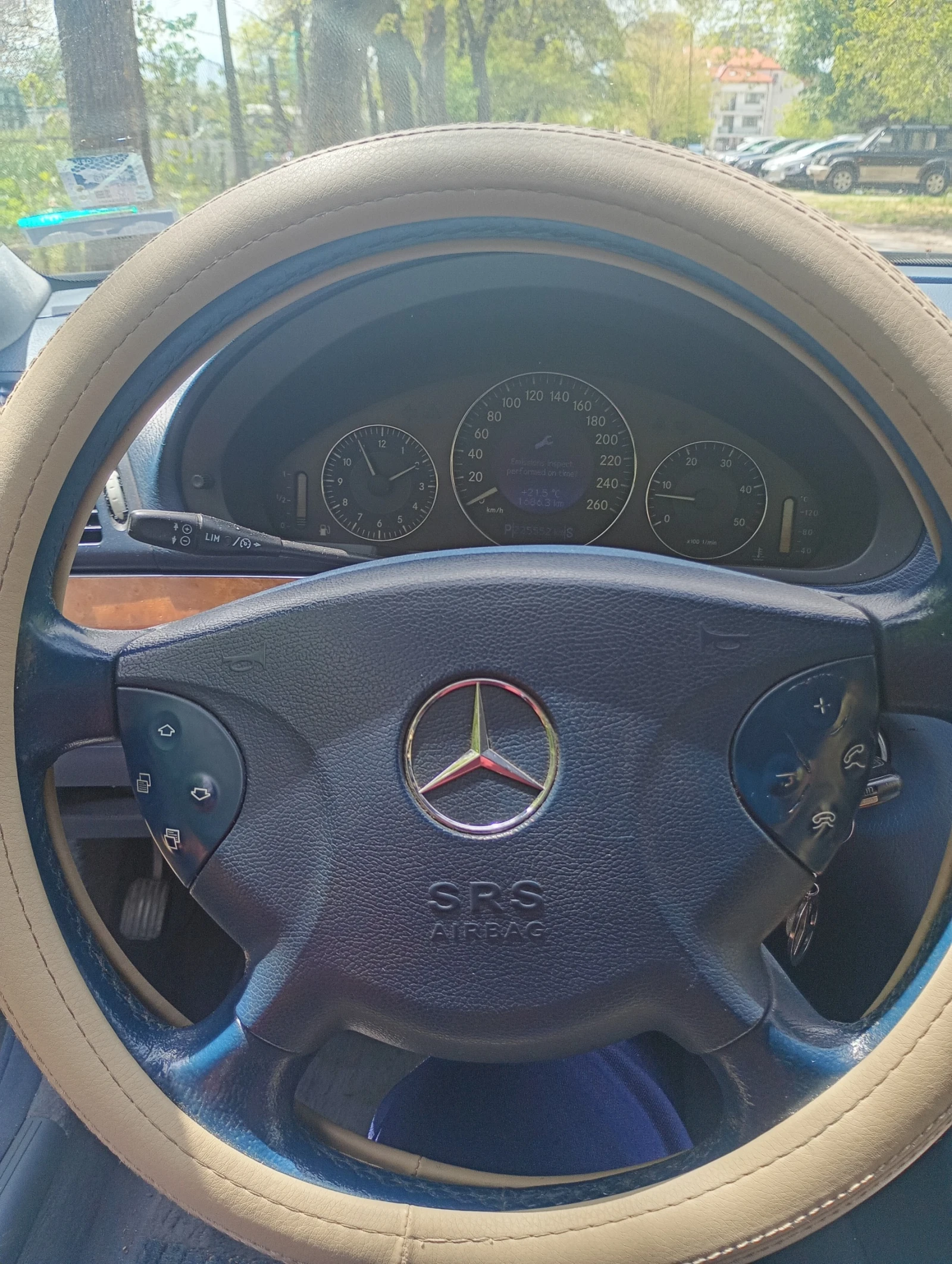 Mercedes-Benz E 320, снимка 6 - Автомобили и джипове - 54451540