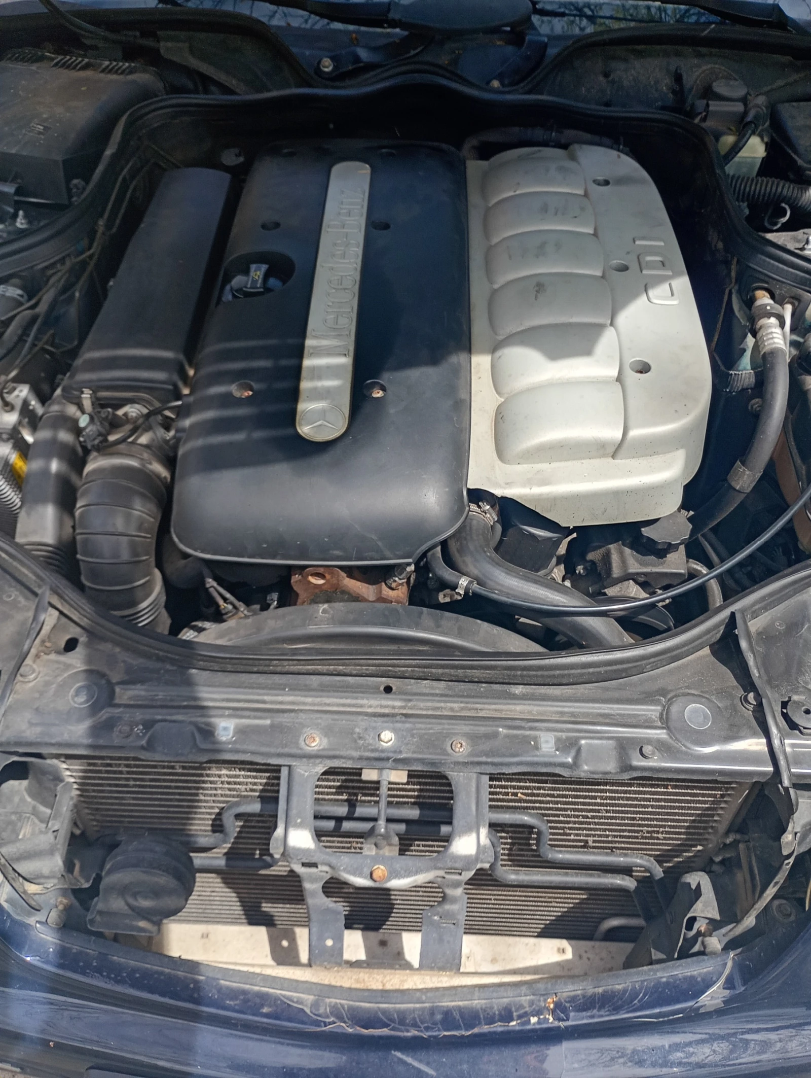 Mercedes-Benz E 320, снимка 5 - Автомобили и джипове - 54451540