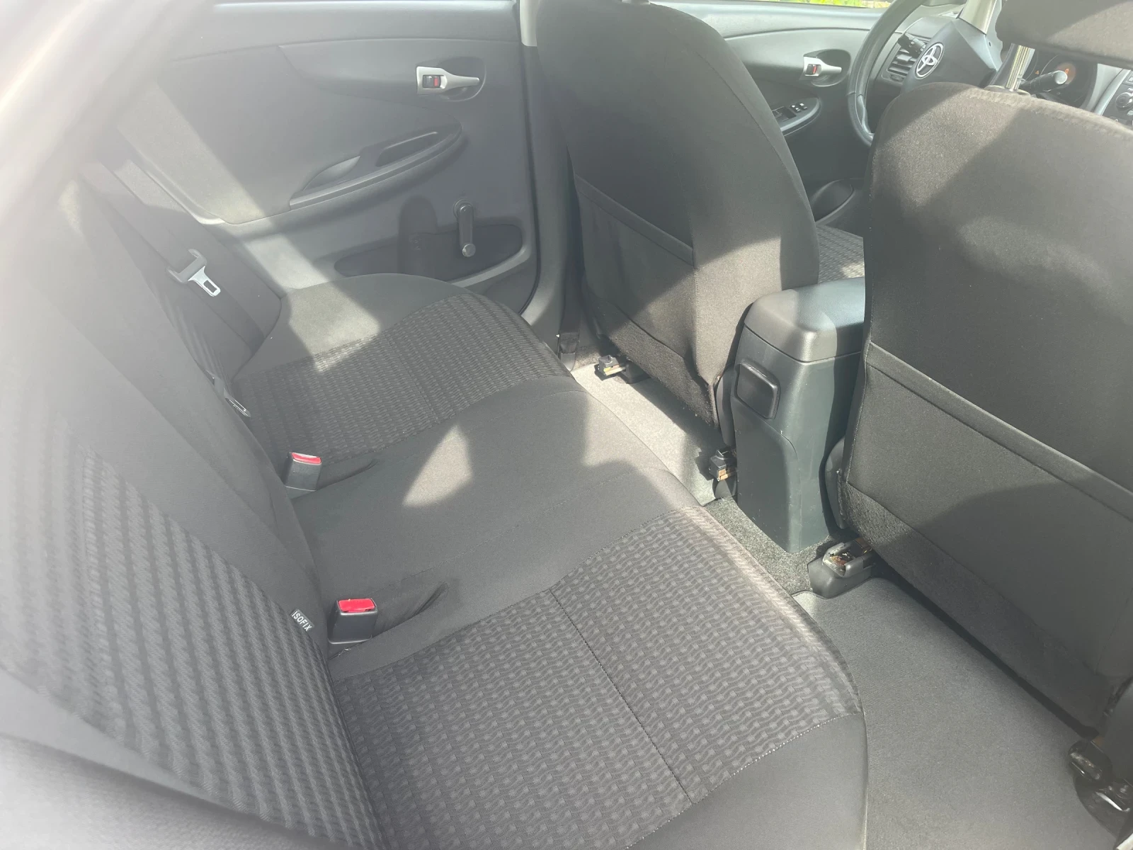 Toyota Corolla, снимка 9 - Автомобили и джипове - 54482327