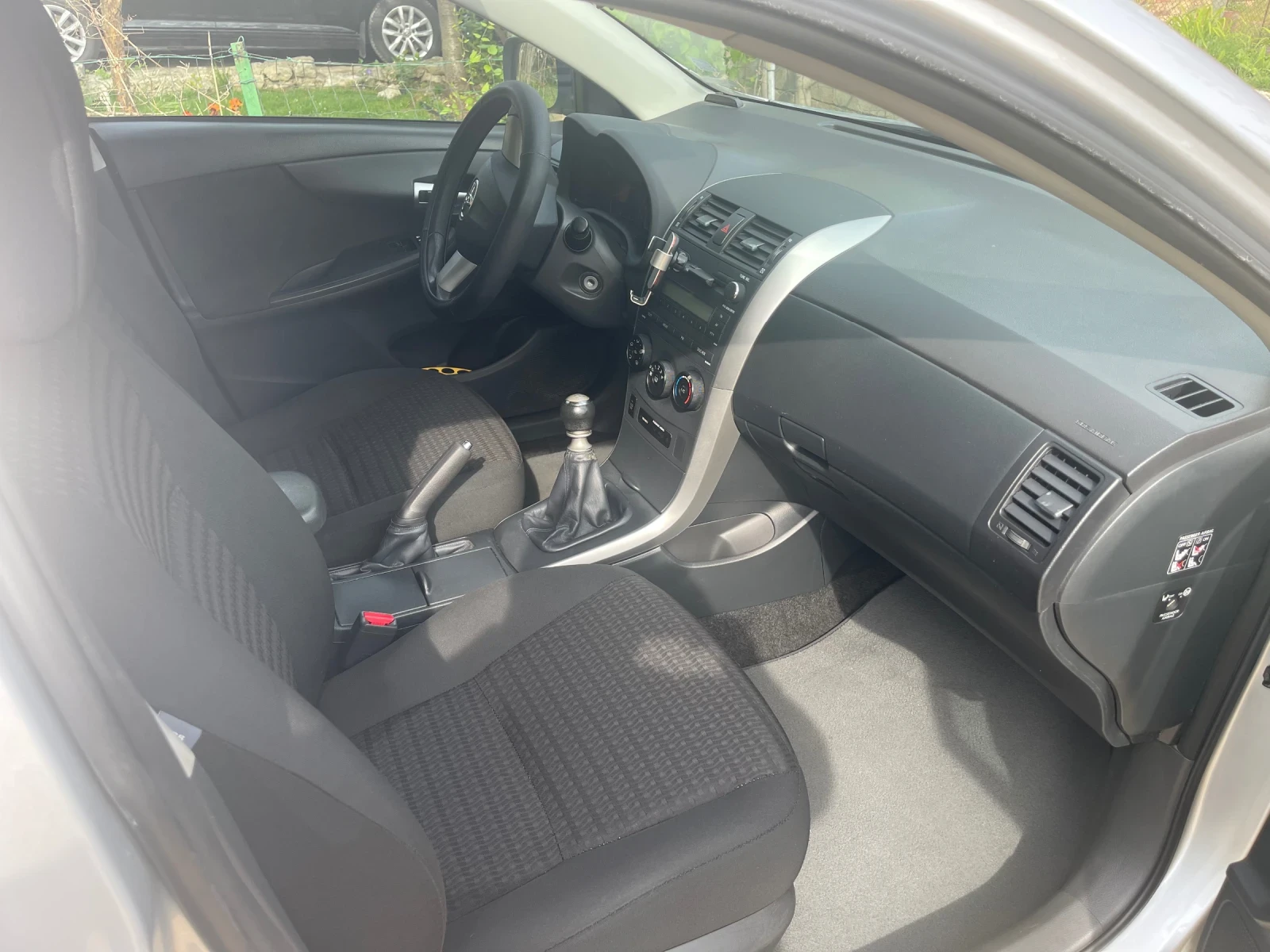 Toyota Corolla, снимка 8 - Автомобили и джипове - 54482327