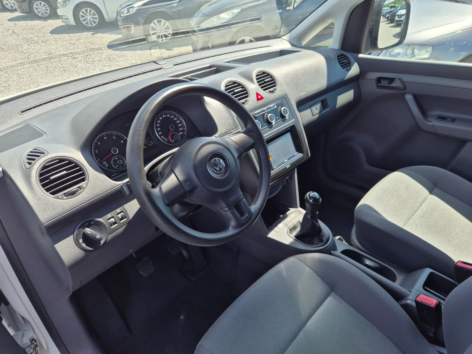 VW Caddy 2.0  Бенз-Метан, снимка 8 - Автомобили и джипове - 54706351