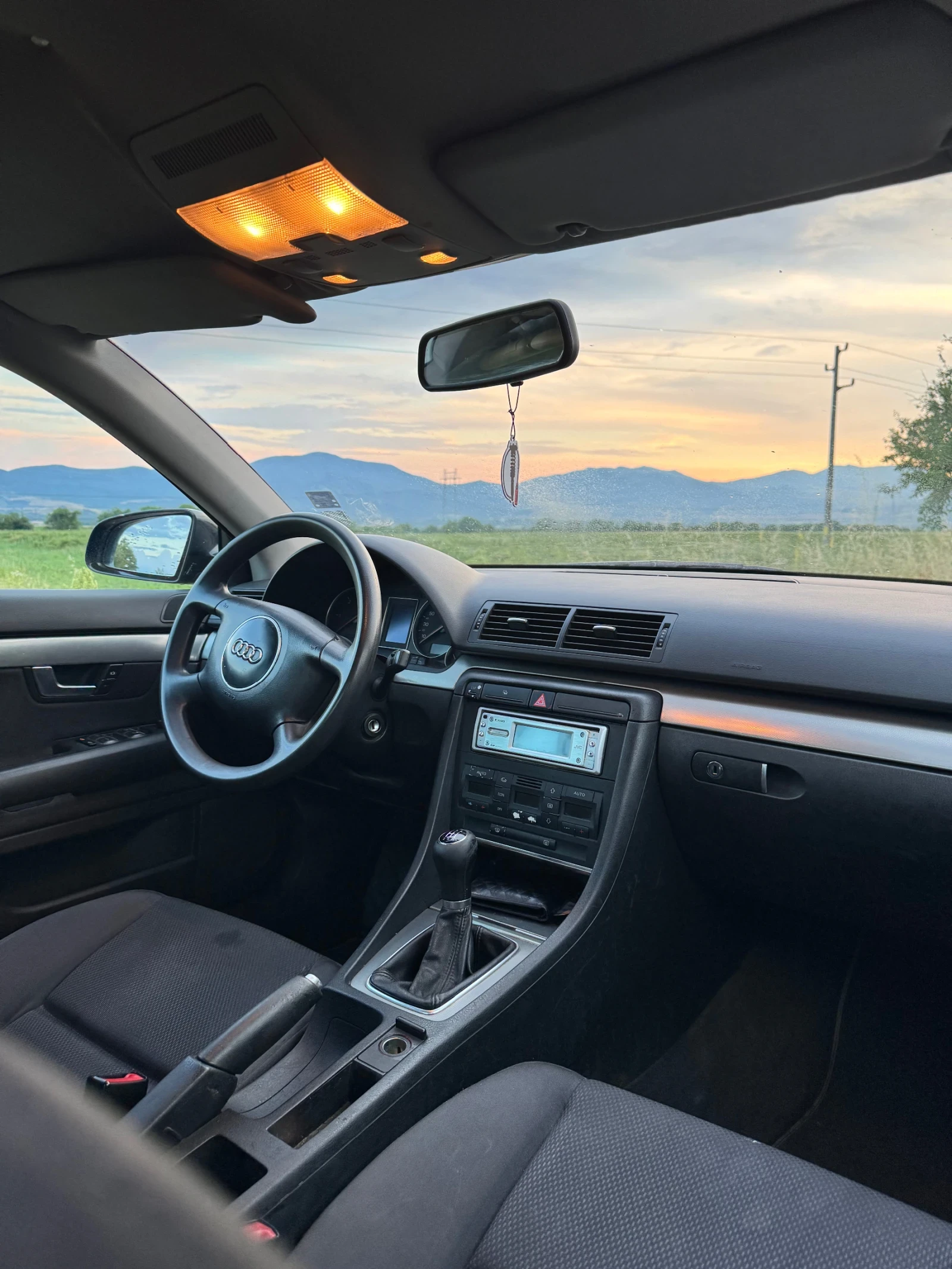 Audi A4, снимка 7 - Автомобили и джипове - 55092735