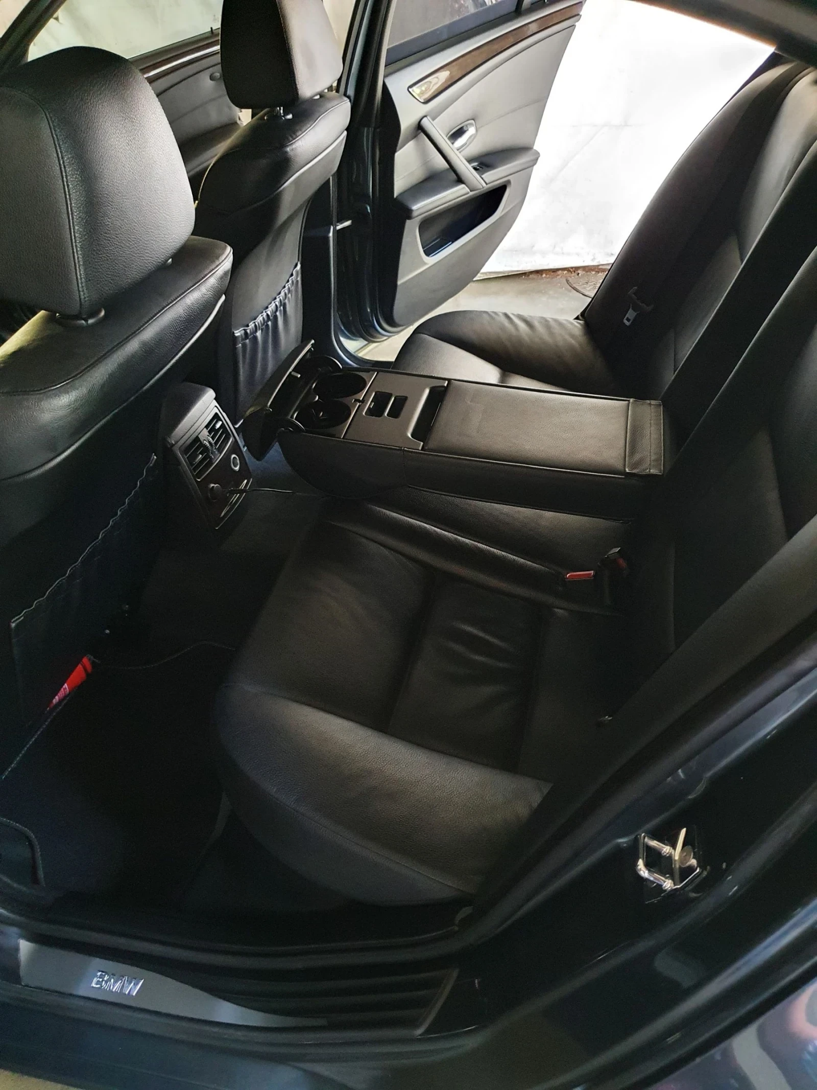 BMW 525 3.0 Facelift , снимка 4 - Автомобили и джипове - 55163411