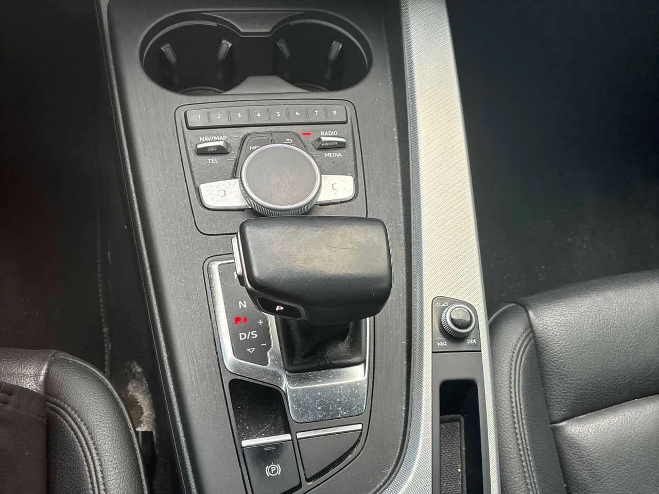 Audi A4 Progressiv | CARFAX | ���������� | Mobile.bg � ����������� 10