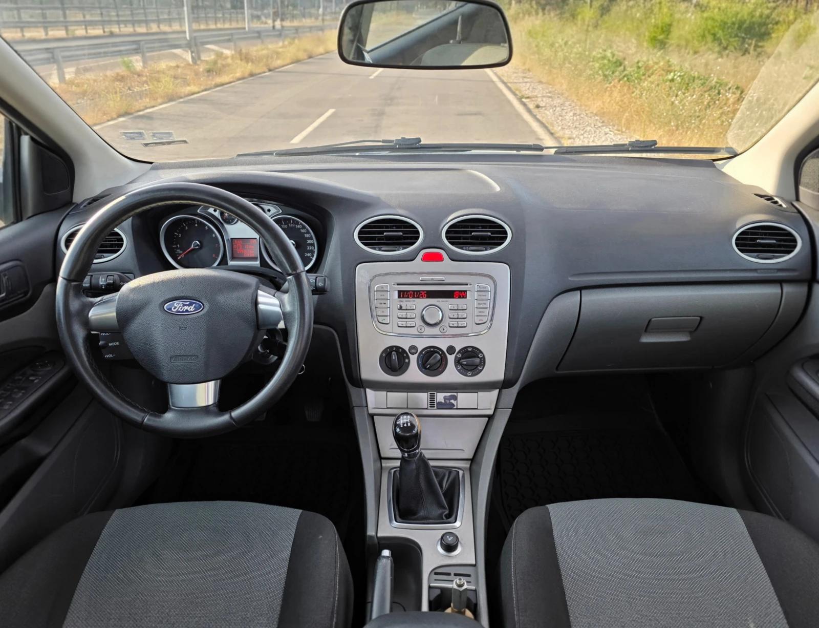 Ford Focus 1.6i 116ks GAZ, снимка 8 - Автомобили и джипове - 55743935