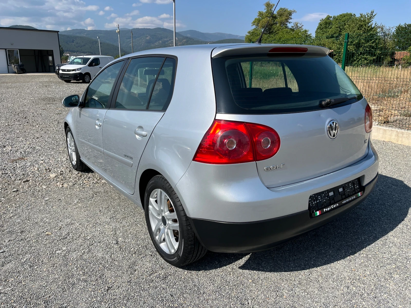 VW Golf 1.6i GPL, снимка 4 - Автомобили и джипове - 55811663
