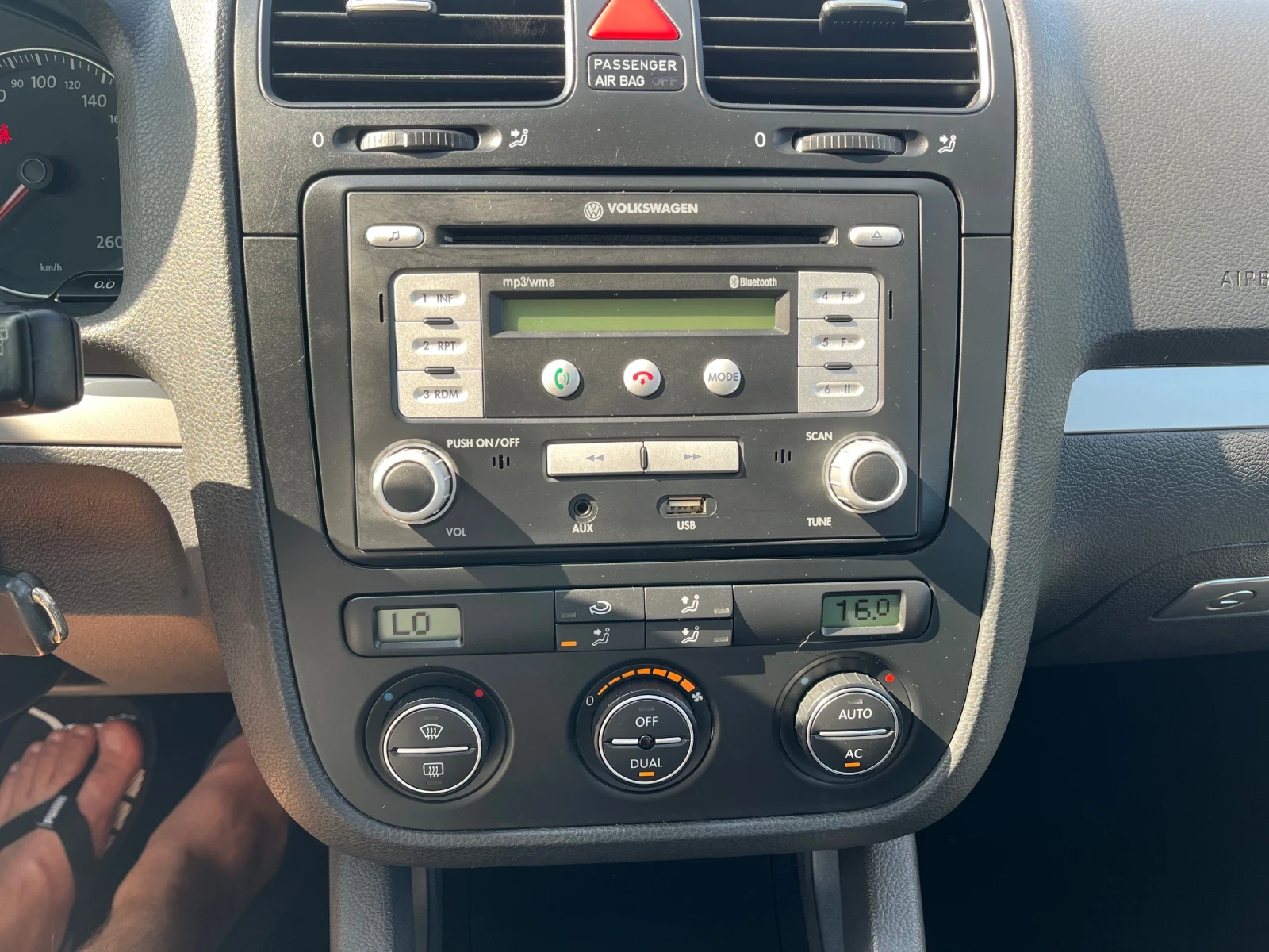 VW Golf 1.6i GPL, снимка 13 - Автомобили и джипове - 55811663