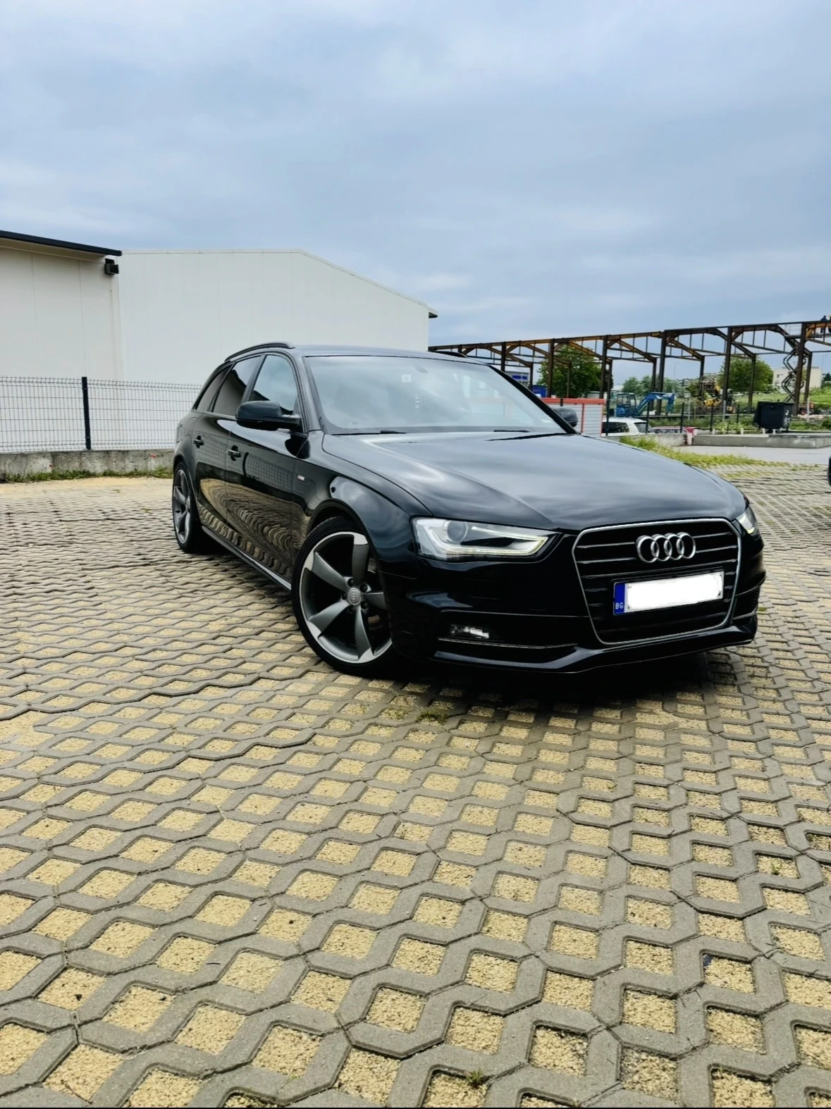 Audi A4 Avant 2.0 TDI 190ps S-line