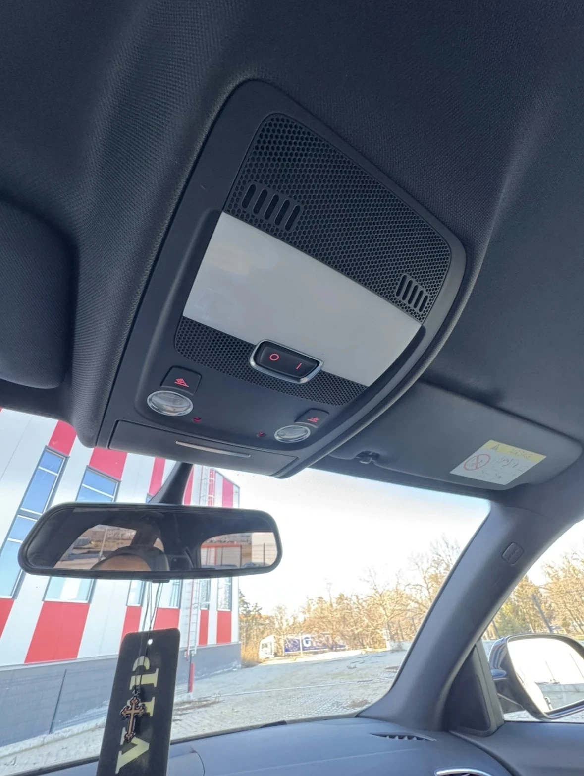 Audi A4 Avant 2.0 TDI 190ps S-line, снимка 9 - Автомобили и джипове - 56054243