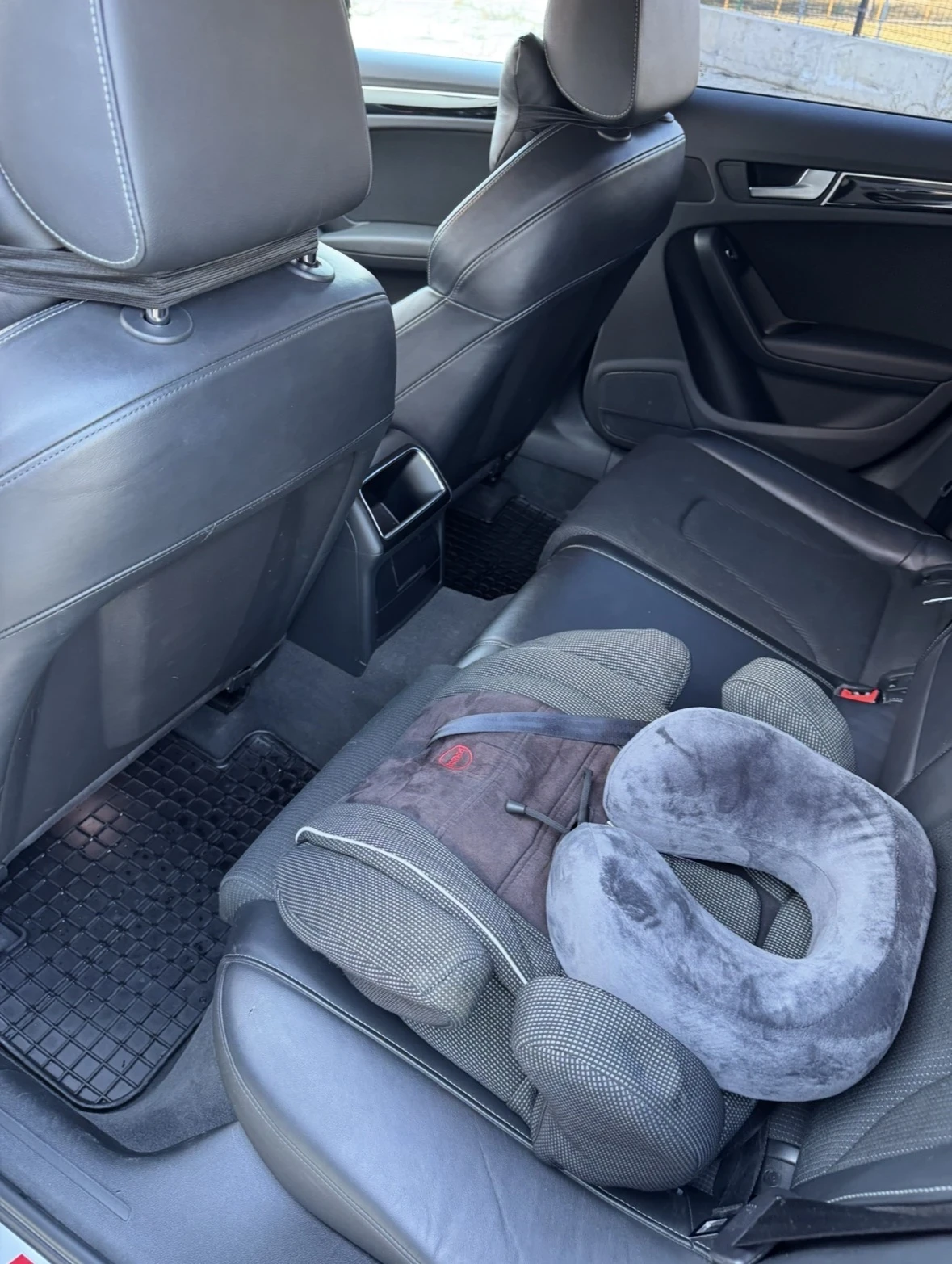 Audi A4 Avant 2.0 TDI 190ps S-line, снимка 11 - Автомобили и джипове - 56054243
