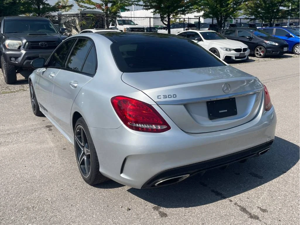 Mercedes-Benz C 300 * CARFAX* AMG PACK * PANO * , снимка 4 - Автомобили и джипове - 56081020