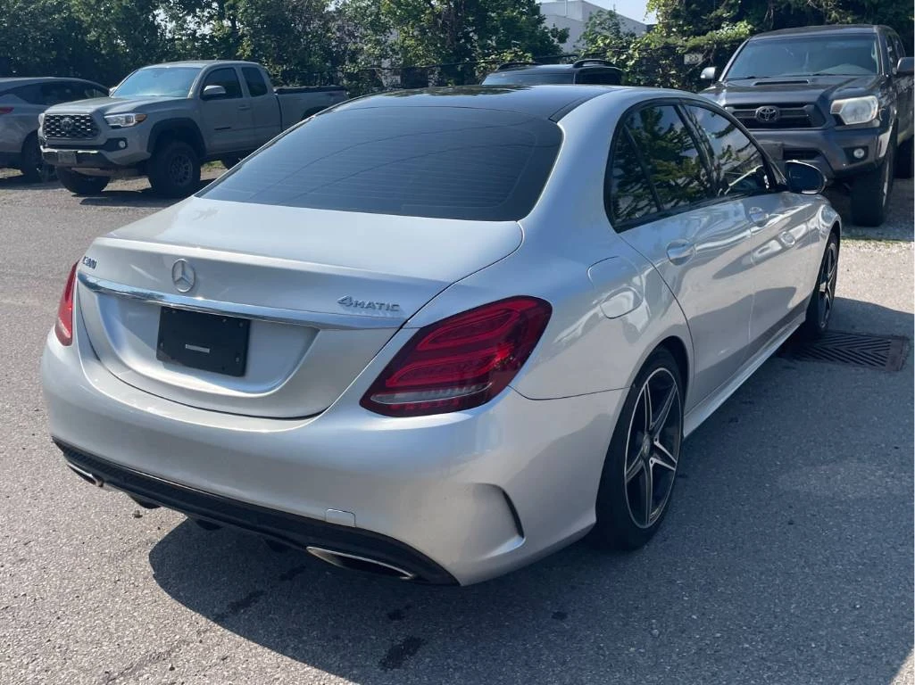 Mercedes-Benz C 300 * CARFAX* AMG PACK * PANO * , снимка 6 - Автомобили и джипове - 56081020