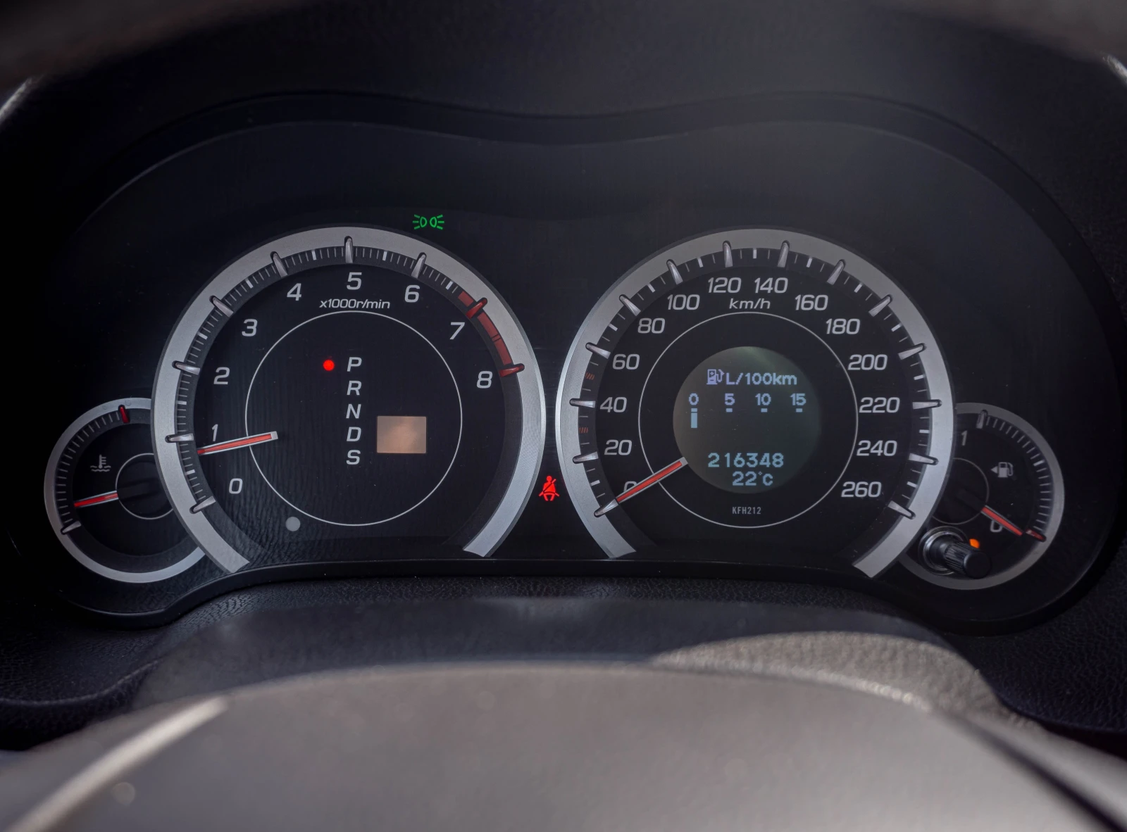Honda Accord 2.0 бензин Автомат! 2013 година! ТОП! С ГАРАНЦИЯ! , снимка 14 - Автомобили и джипове - 56096289