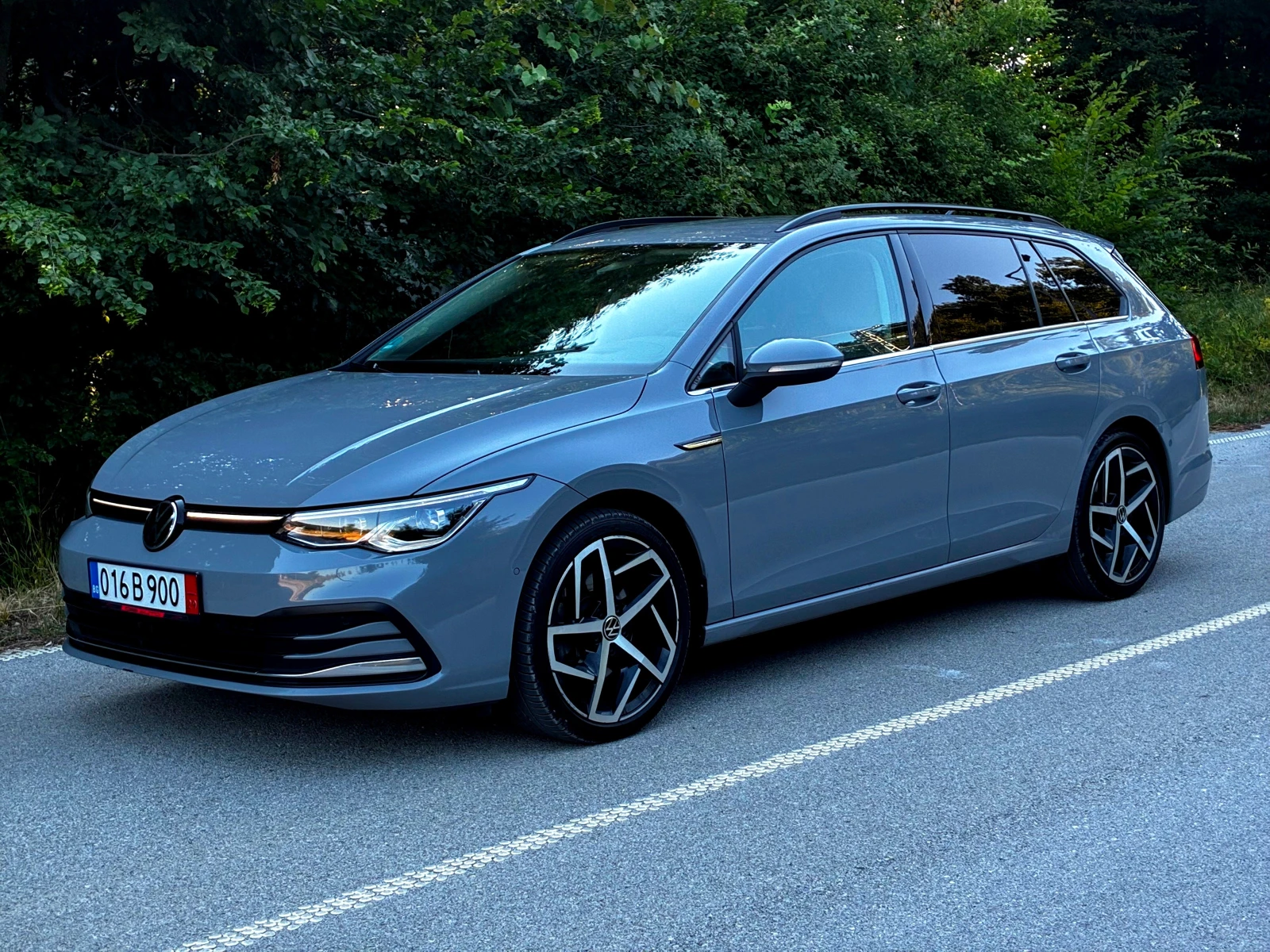 VW Golf 2.0TDI* STYLE* IQ.LIGHT* , снимка 6 - Автомобили и джипове - 56323769