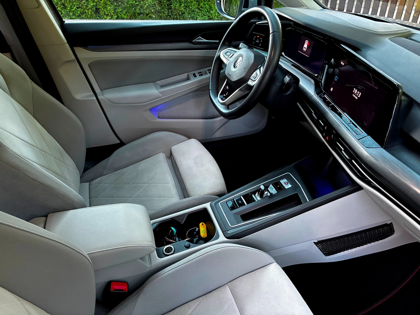 VW Golf 2.0TDI* STYLE* IQ.LIGHT* , снимка 15 - Автомобили и джипове - 56323769