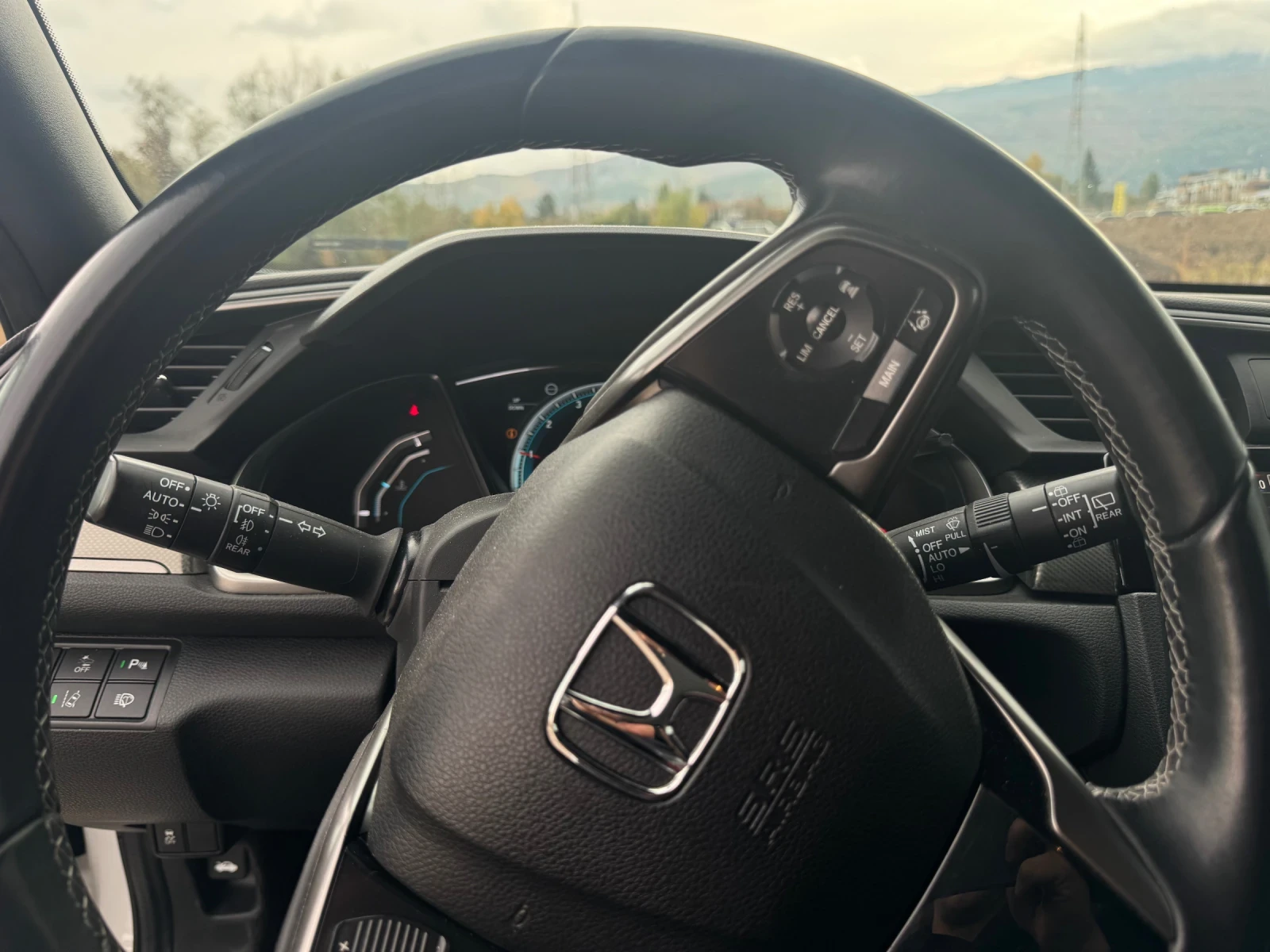 Honda Civic 73000 KM, снимка 8 - Автомобили и джипове - 56523073