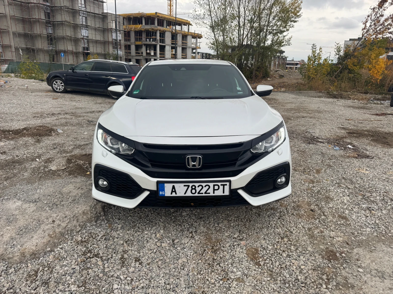 Honda Civic 73000 KM, снимка 2 - Автомобили и джипове - 56523073