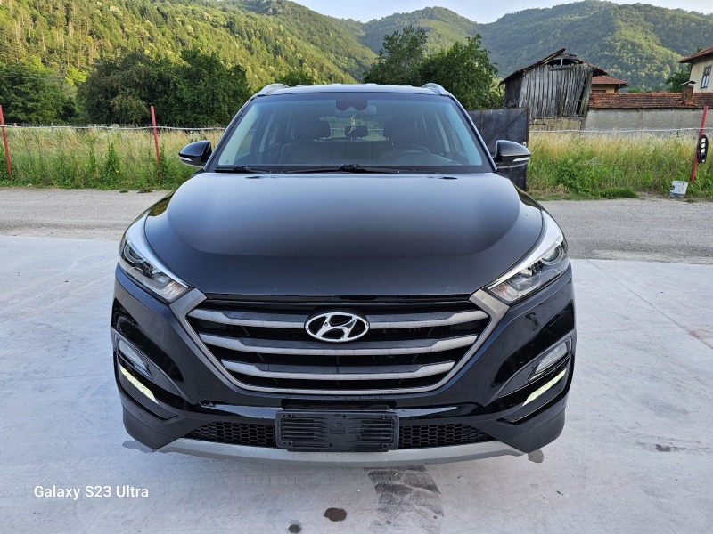Hyundai Tucson 1.7 avtonat, снимка 1 - Автомобили и джипове - 46323897
