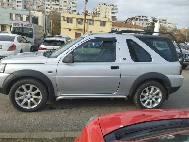 Land Rover Freelander 2.0d, снимка 2 - Автомобили и джипове - 48592939