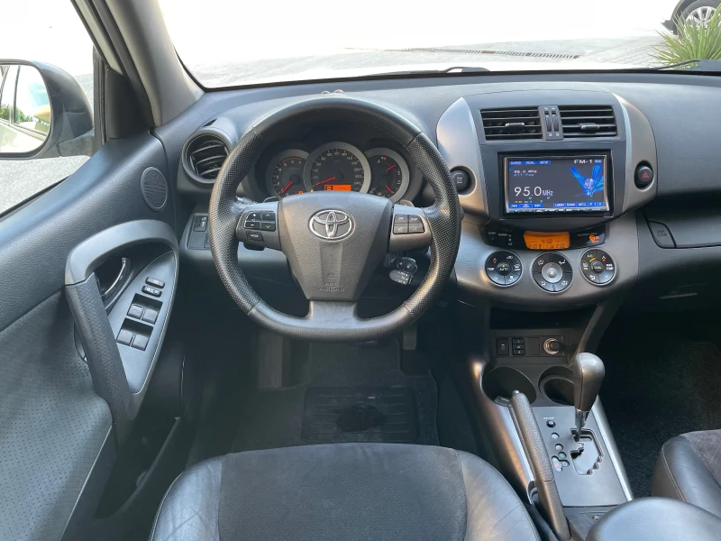 Toyota Rav4 2.2D4D-FACE-КОЖА-NAVI-AUTOMAT, снимка 14 - Автомобили и джипове - 50978266