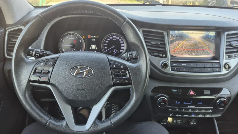Hyundai Tucson 1.6 БЕНЗИН 4X4 123хил 100%РЕАЛНИ ЛИЗИНГ ВИДЕО , снимка 11 - Автомобили и джипове - 52424090