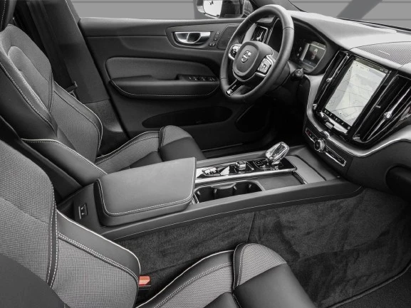 Volvo XC60 T6 Recharge AWD = Plus Dark =  | Mobile.bg   8