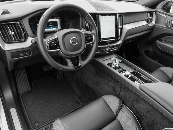 Volvo XC60 T6 Recharge AWD = Plus Dark =  | Mobile.bg   6