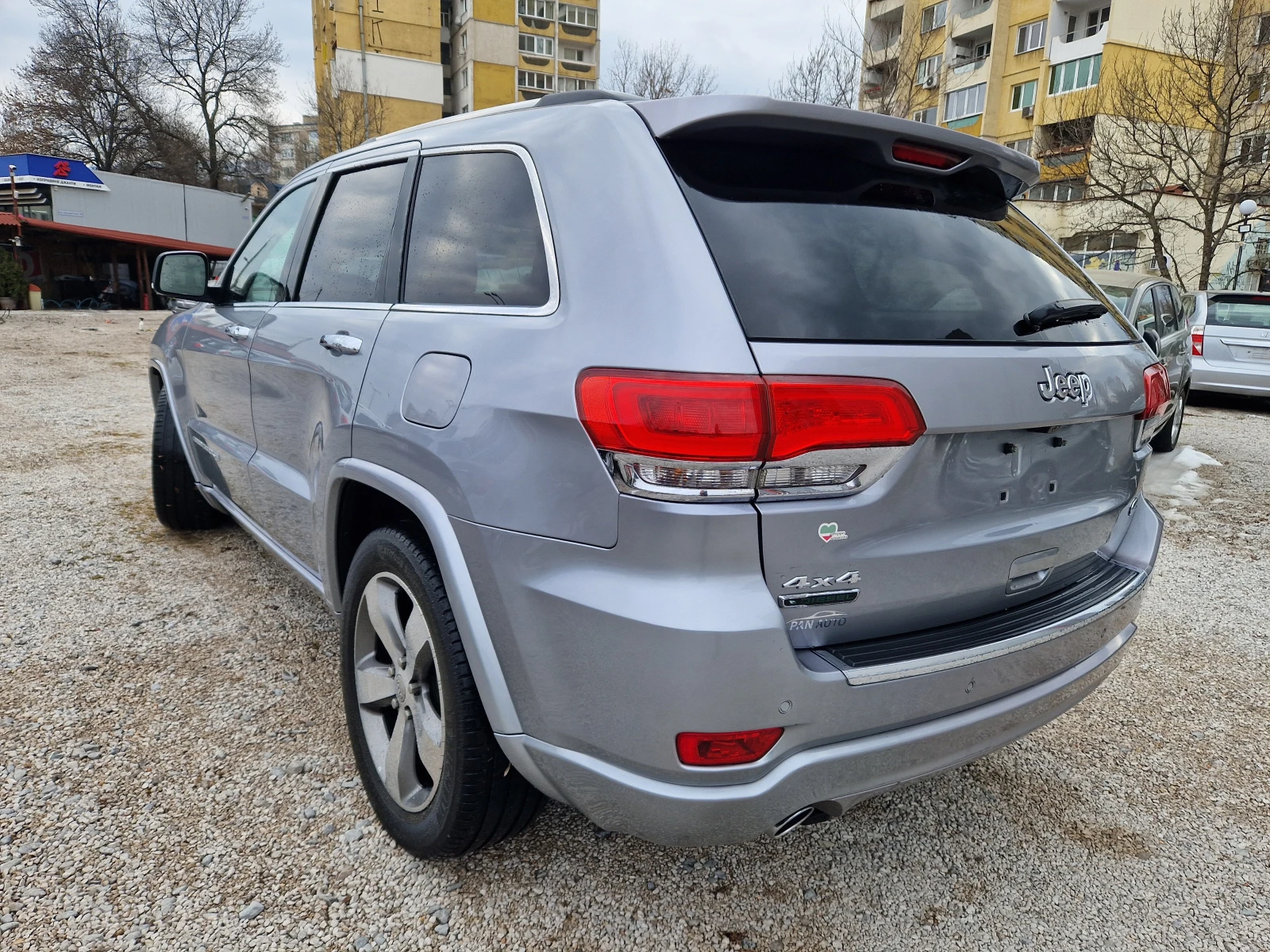 Jeep Grand cherokee 3.0CRD/OVERLAND - изображение 7