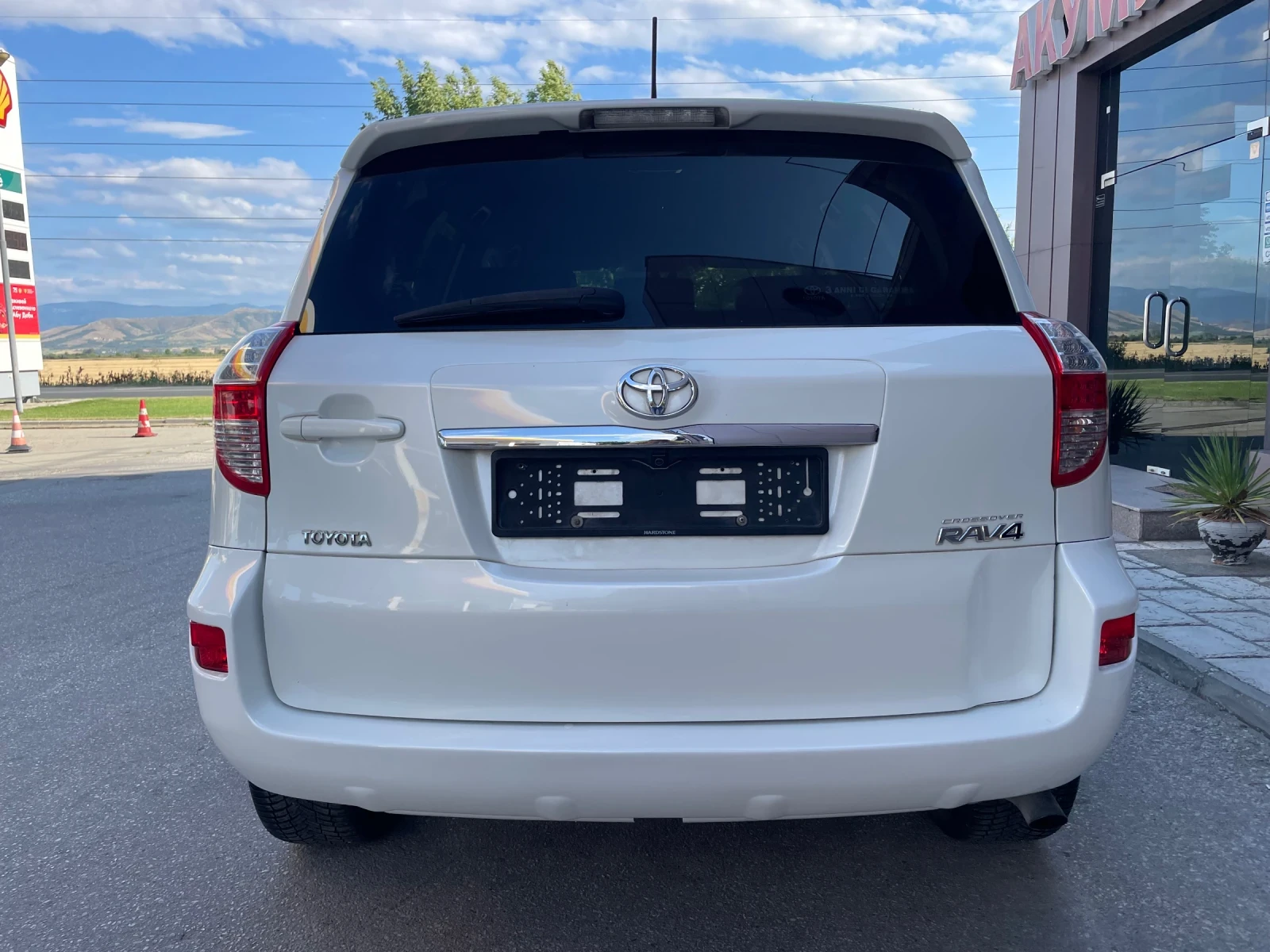 Toyota Rav4 2.2D4D-FACE-КОЖА-NAVI-AUTOMAT - изображение 5