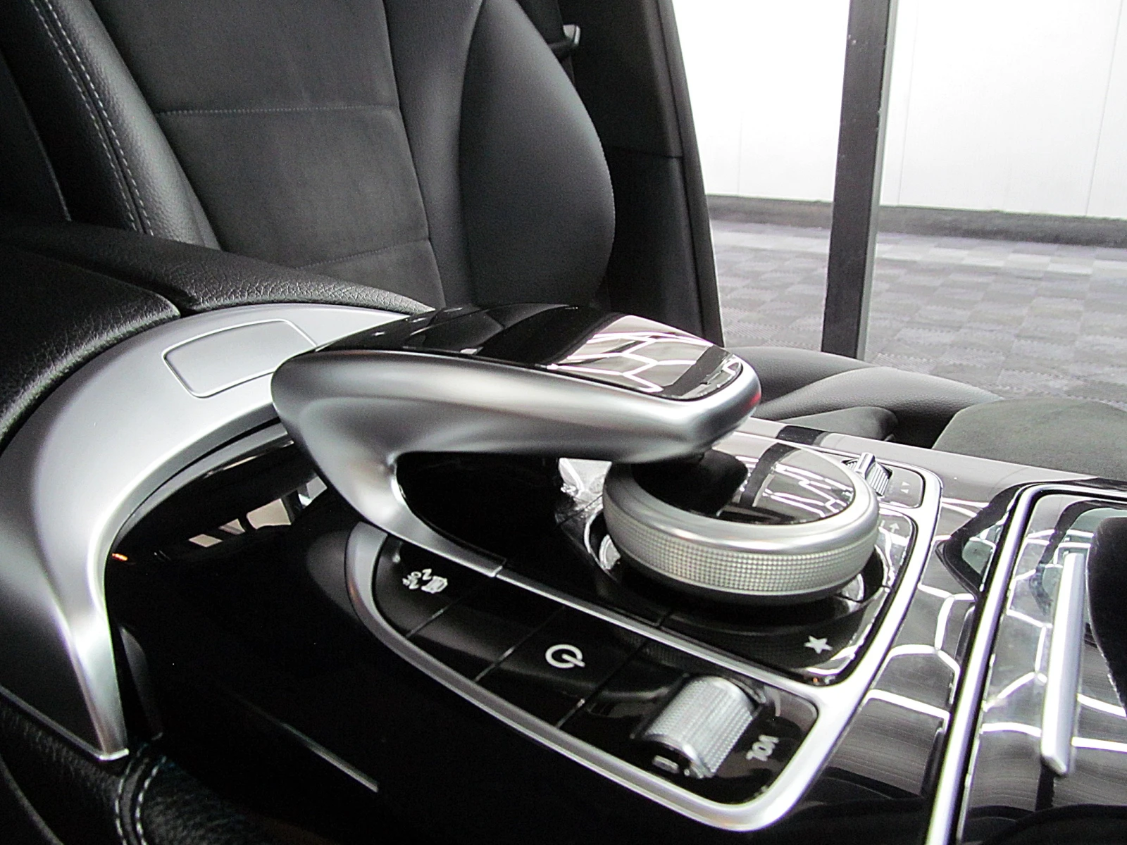 Mercedes-Benz GLC 250 KeylessGo/AMG/4-Matic/  | Mobile.bg   15