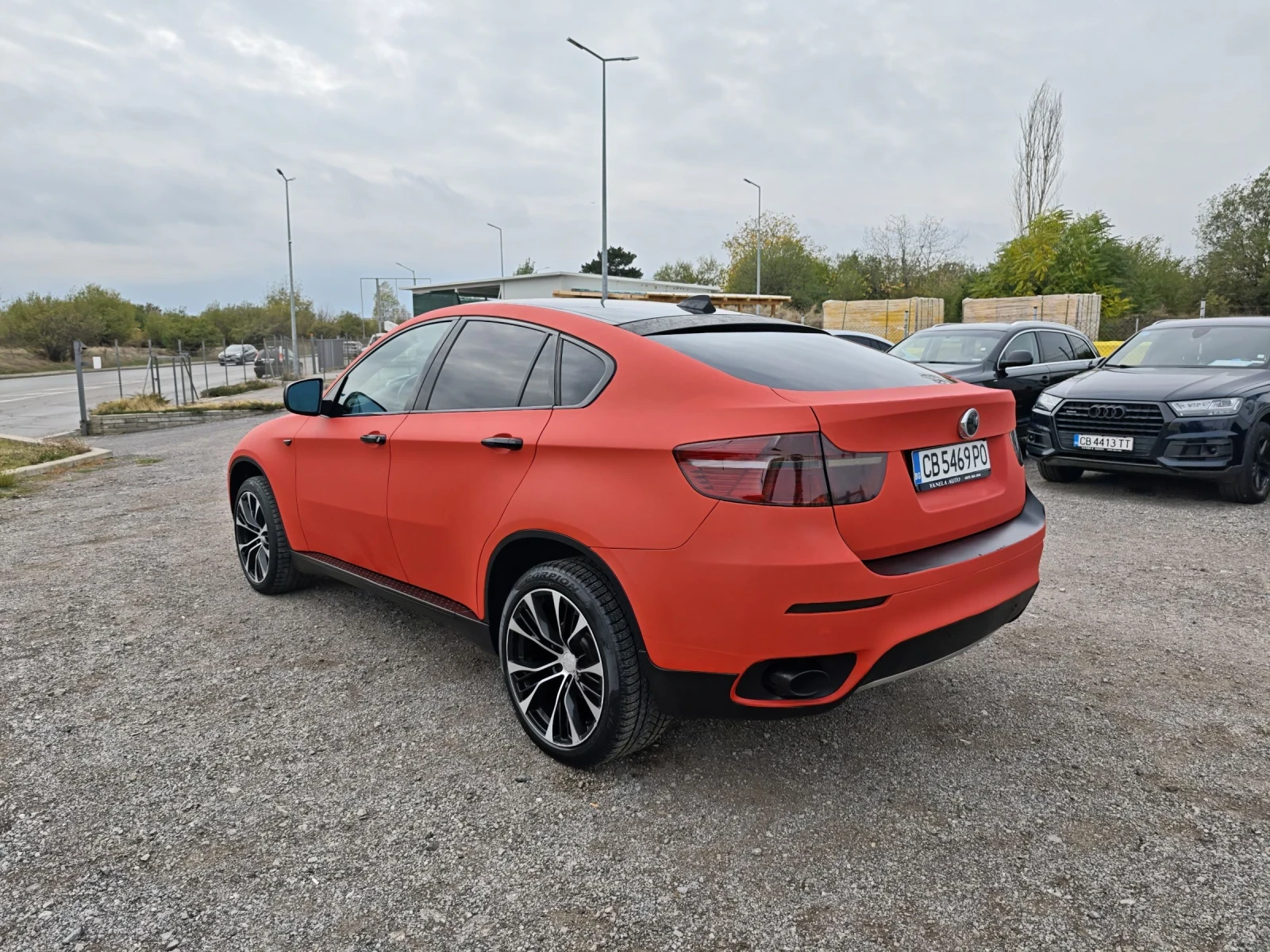 BMW X6 ЧЕРВЕН МАТ САТЕН - изображение 7