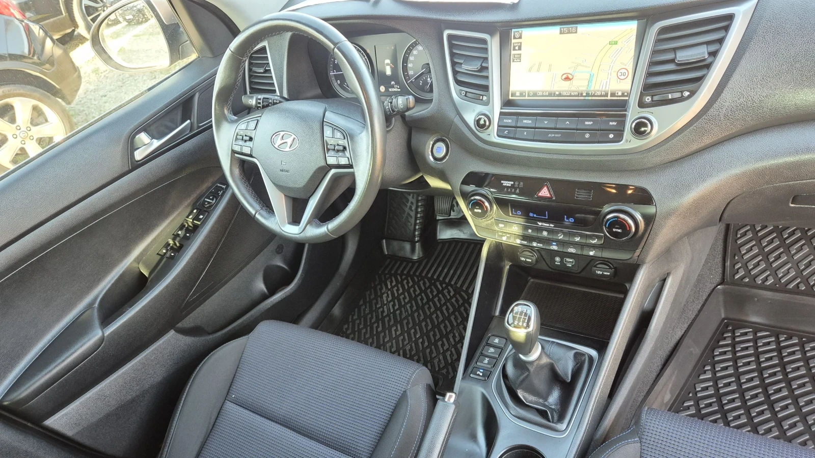 Hyundai Tucson 1.6  4X4 123 100%    | Mobile.bg   15