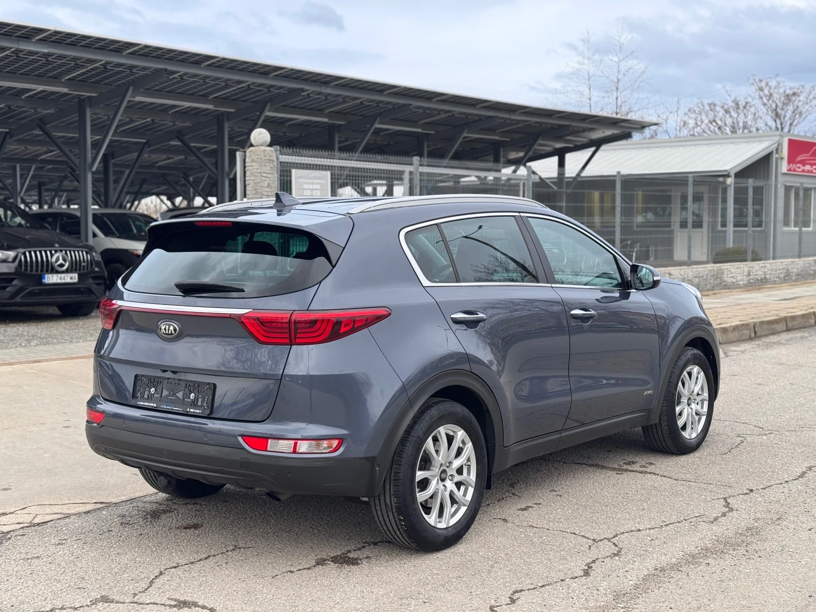 Kia Sportage 2.0CRDI 184кс AWD * FULL* ПЕРФЕКТЕН - изображение 5