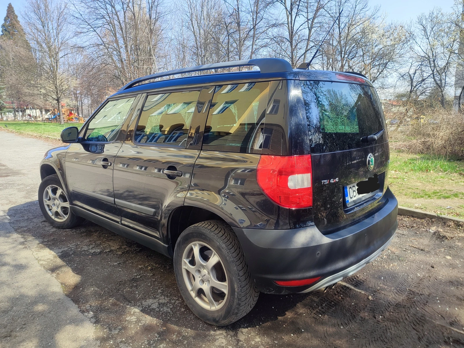 Skoda Yeti Не харчи масло!, снимка 2 - Автомобили и джипове - 53858972