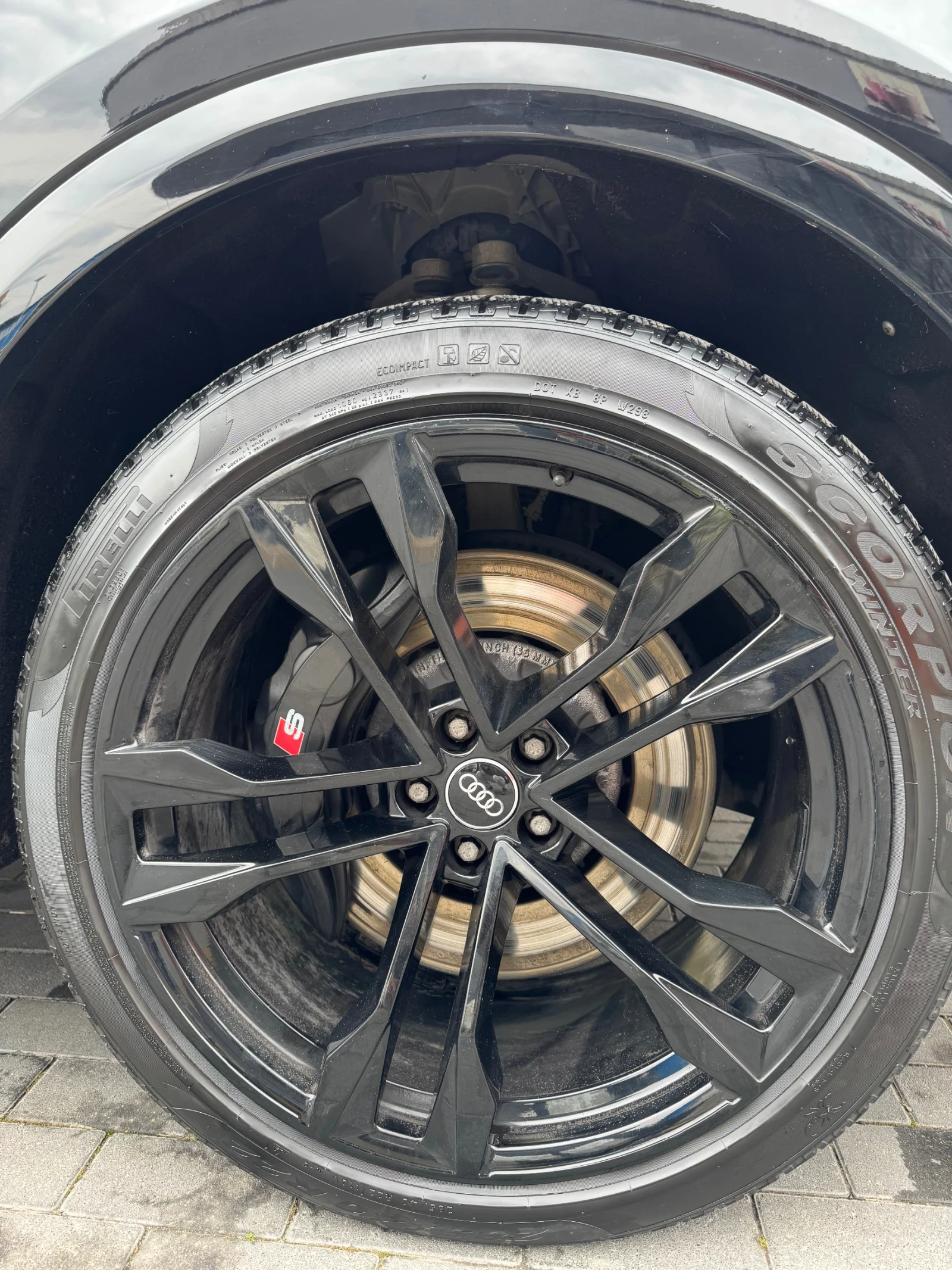 Audi SQ8 / MATRIX LED / BLACK / ПАНОРАМА / , снимка 5 - Автомобили и джипове - 53926199