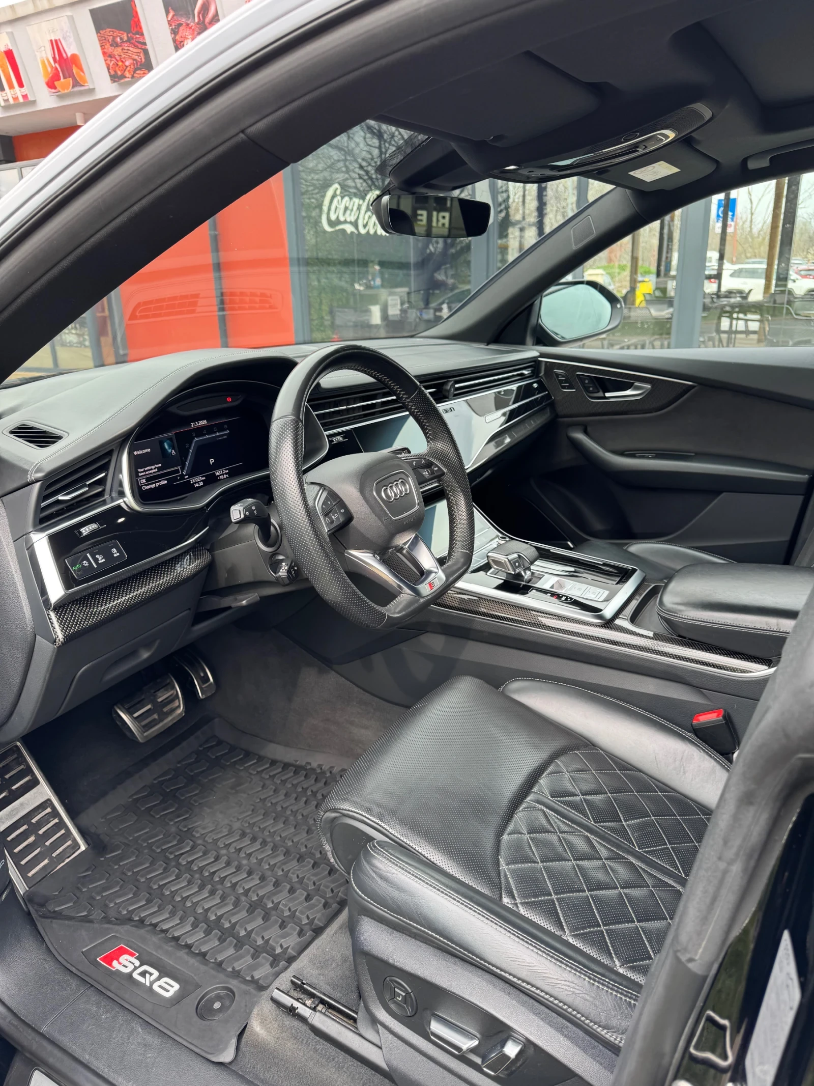 Audi SQ8 / MATRIX LED / BLACK / ПАНОРАМА / , снимка 7 - Автомобили и джипове - 53926199