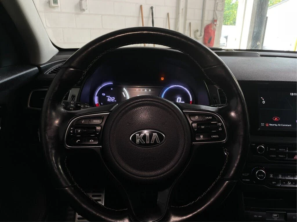 Kia Niro EX FWD* HARMAN/KARDON* ПОДГРЕВ* ОБДУХ* КАМЕРА, снимка 10 - Автомобили и джипове - 53978514